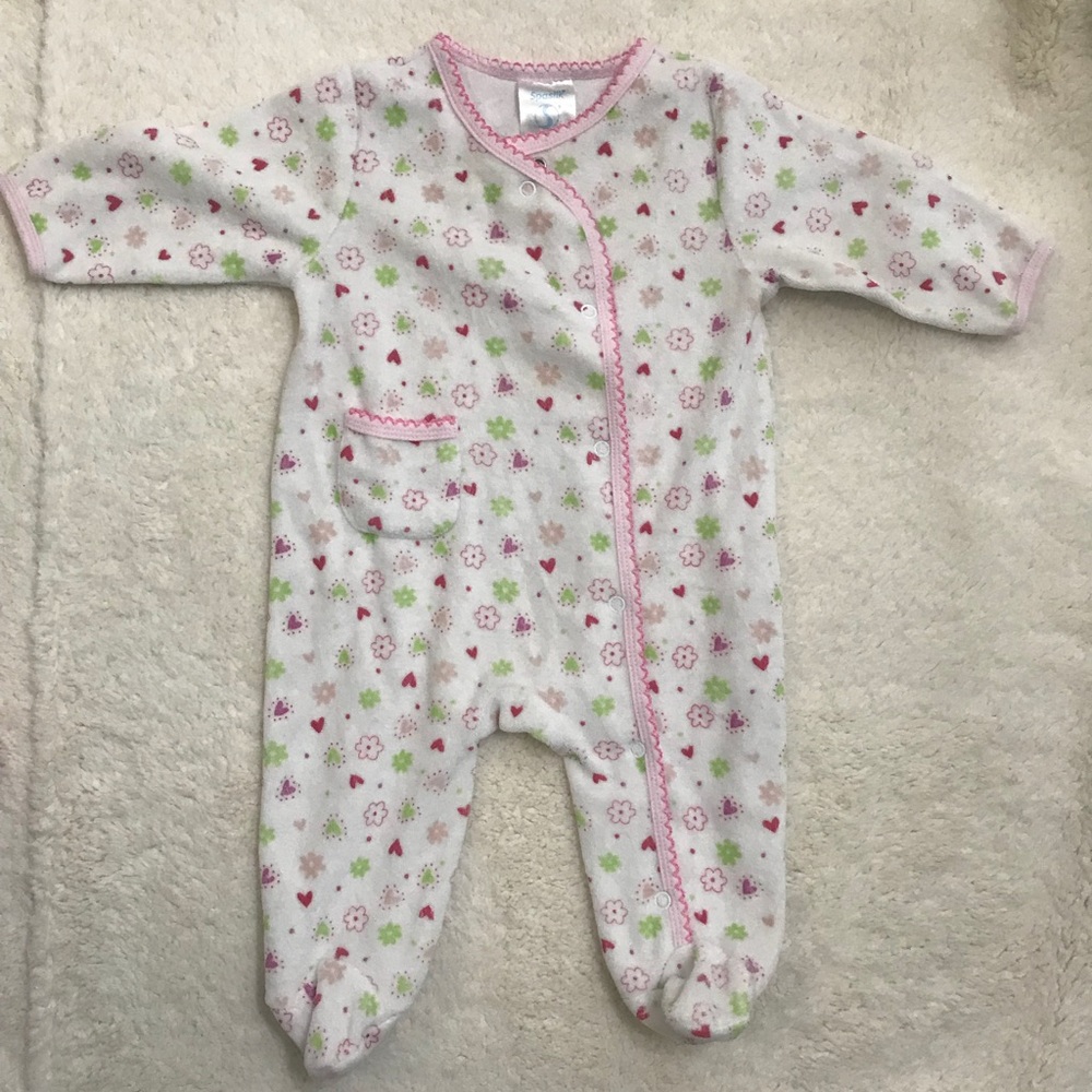 2 for $10 or 4 for $15 SpaSilk 6 Month footies
